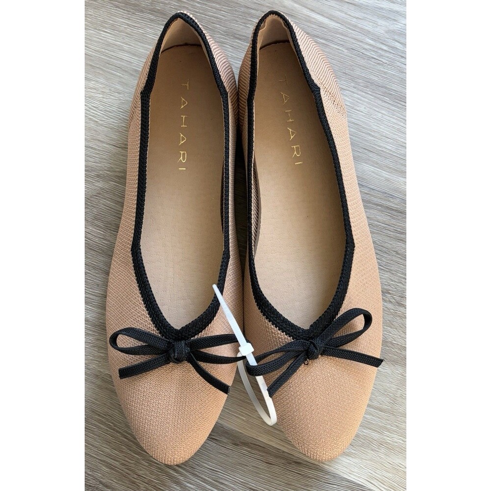 Women's Tahari Tan Flats Size 8.5 New Without Tag